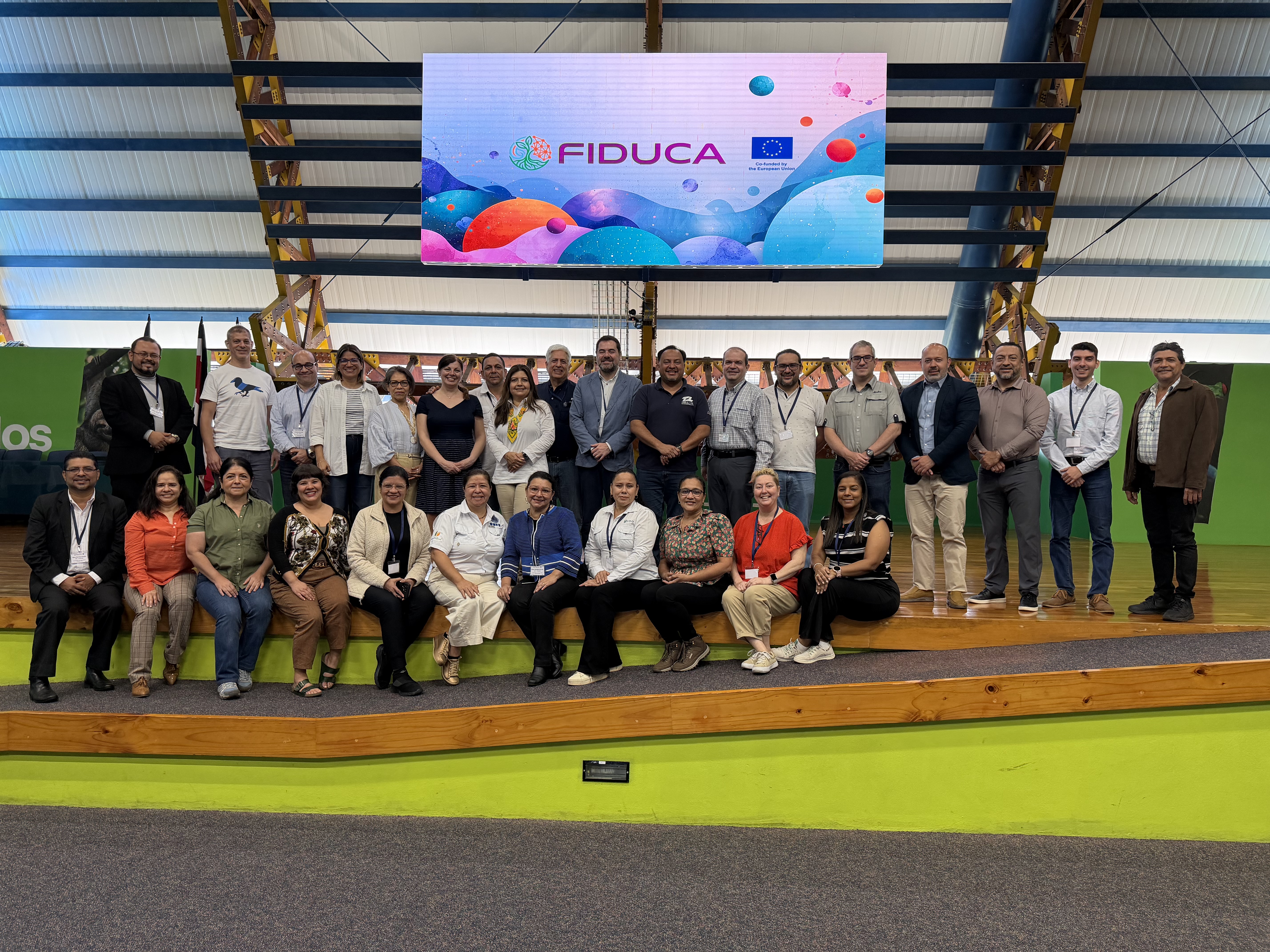 Foto grupal KOM Costa Rica